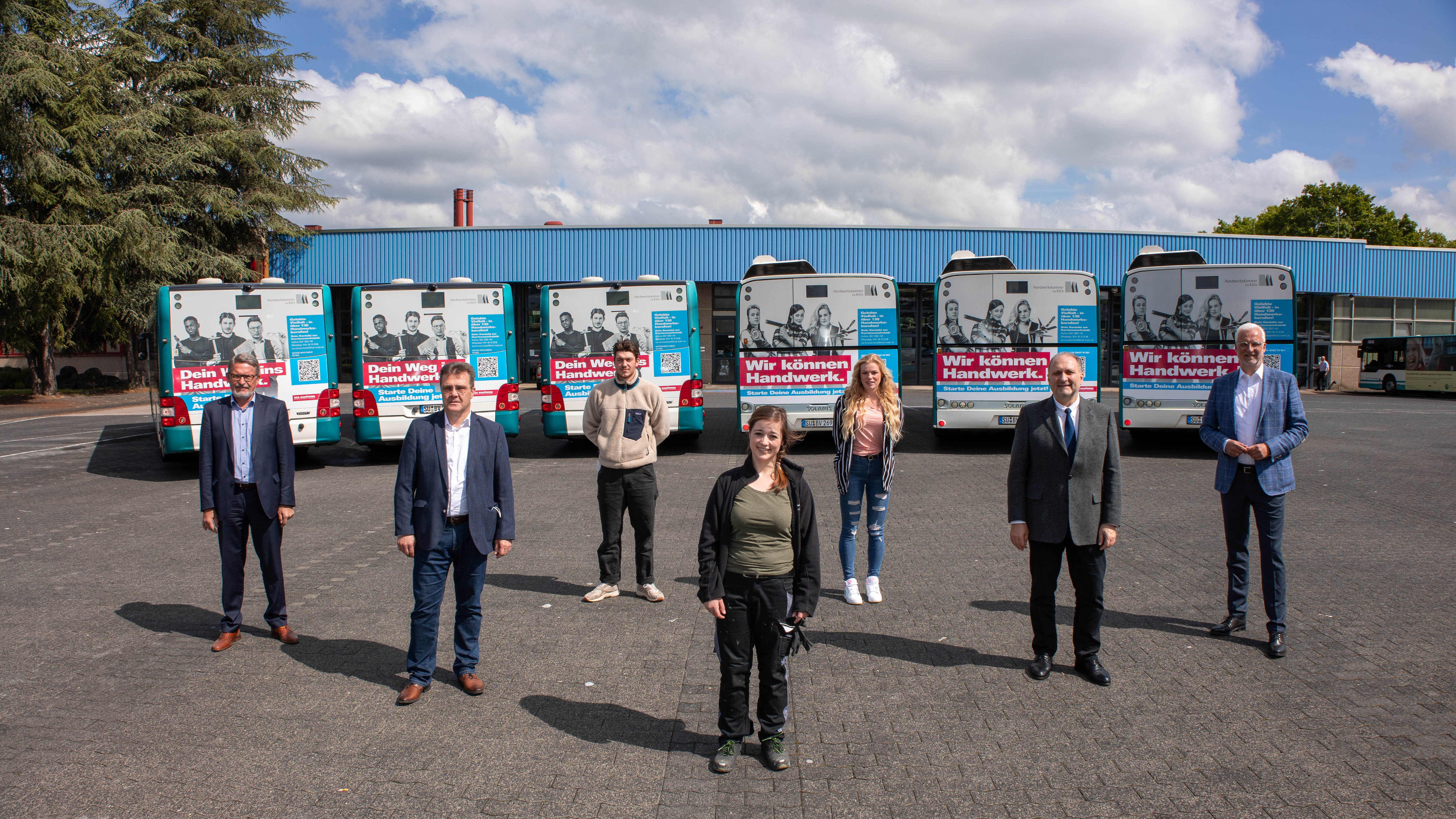 Walter_Reinarz_Volker_Otto_Lucas_Winkelhagen_Marie-Sophie_Gundlach_Ursula_Esser_Hans_Peter_Wollseifer_Garrelt_Duin_Foto_Arne_Schröder.jpg